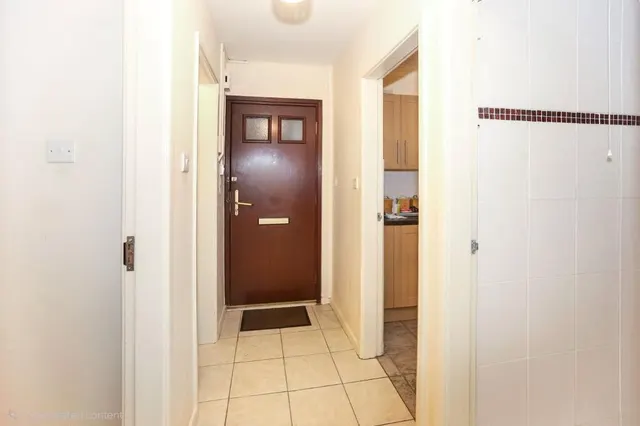 Renton Grove, Wolverhampton, WV10, photo 2