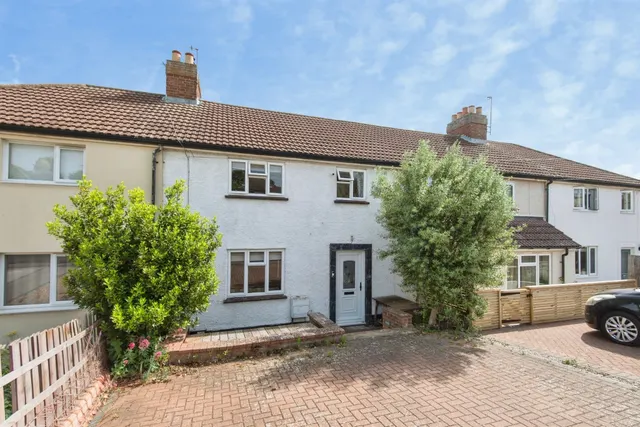 Stake Piece Road, Royston, photo 1