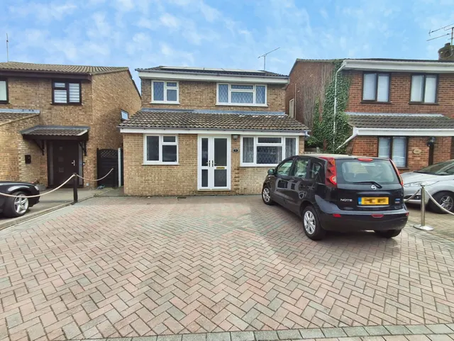 Petunia Crescent, Chelmsford, CM1, photo 1