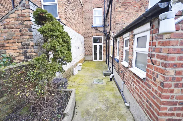Photo 2 — Barwick Street, Scarborough, North Yorkshire YO12 7AP