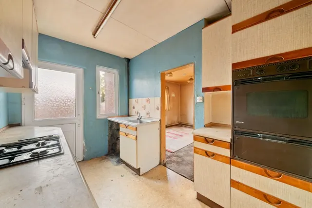Lady Margaret Road, Southall, UB1, photo 2