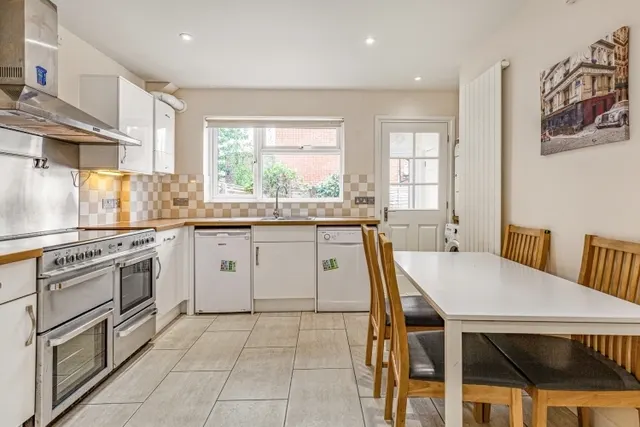 Harcourt Terrace, Headington, OX3, photo 1