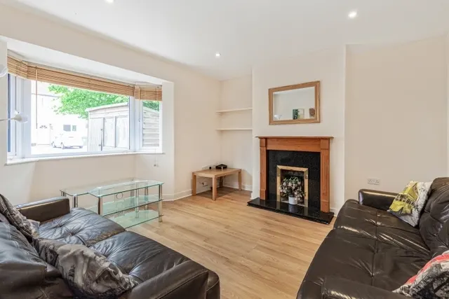 Harcourt Terrace, Headington, OX3, photo 2
