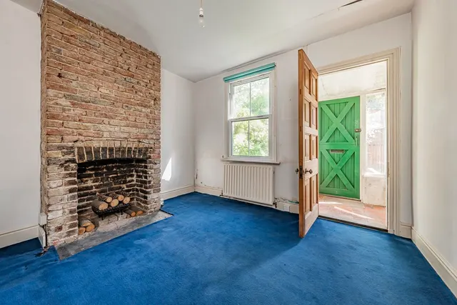 Photo 2 — Ivy Cottages, Hillingdon, UB10