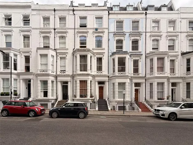 Hatherley Grove, London, W2, photo 2