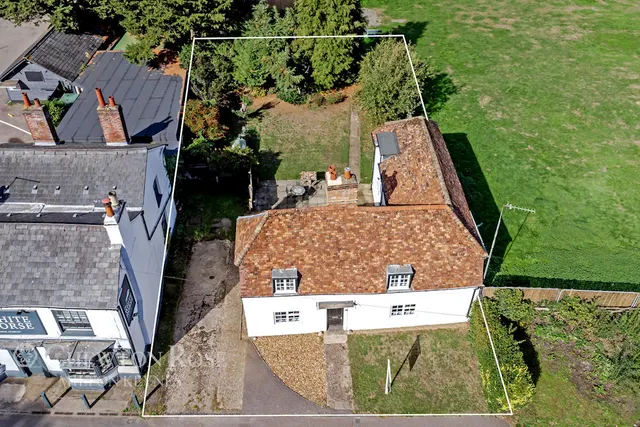 Mill Road, Husbourne Crawley, photo 3