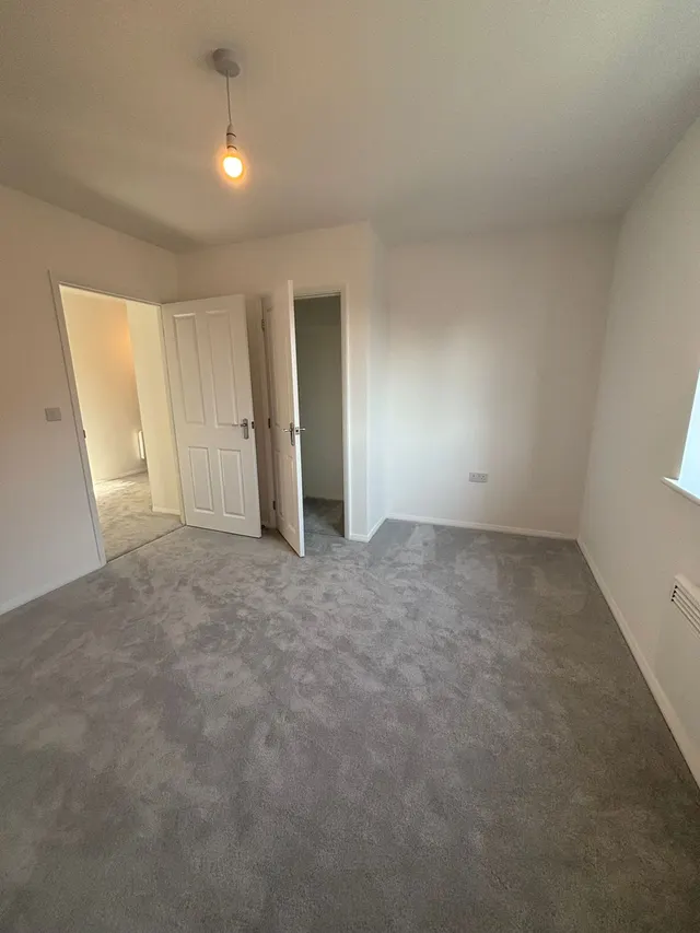 Blackhall Meadow, Loxwood, RH14, photo 3
