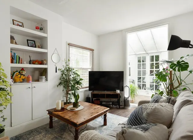 Cathles Road, Clapham South, SW12, photo 2