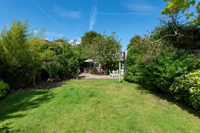 Photo 2 — Poulters Lane, Worthing, West Sussex, BN14