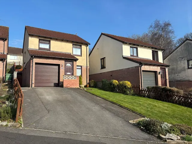 Paray Drive, Wells, BA5, photo 1