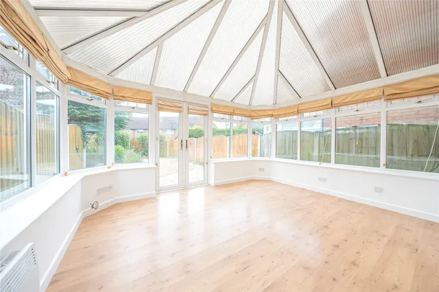 Kirkfield Lane, Thorner, LS14, photo 2