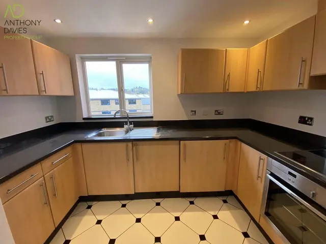 Photo 2 — Sommers Court, Crane Mead, Ware SG12 9FQ