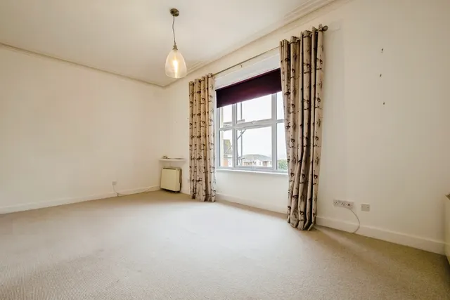 East Cliff Road, Dawlish, EX7, photo 2