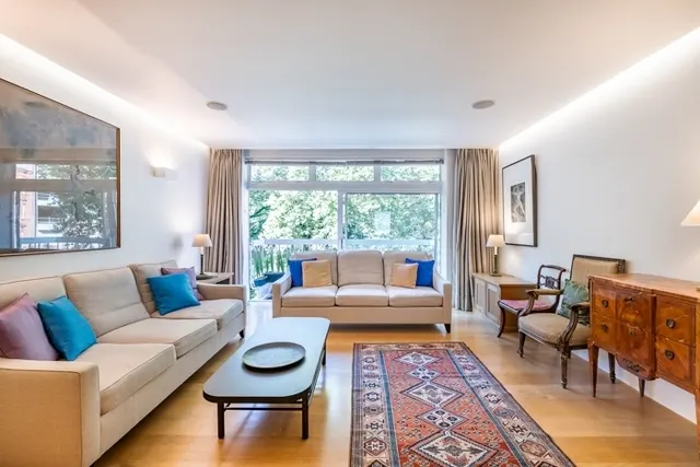 Photo 2 — Hans Place Knightsbridge SW1X