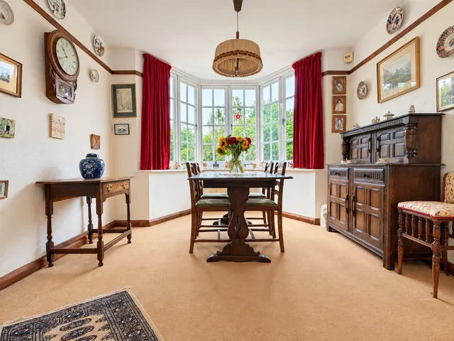 Period Detached Home in Croeswylan Lane, Oswestry, SY10, photo 3