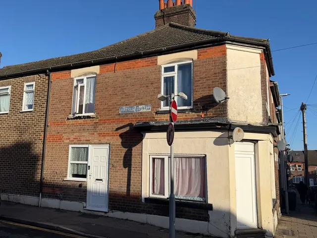 Arthur Street, Luton LU1 3SF, photo 1