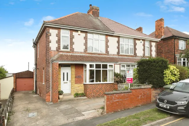 Harstoft Avenue, Worksop, photo 1