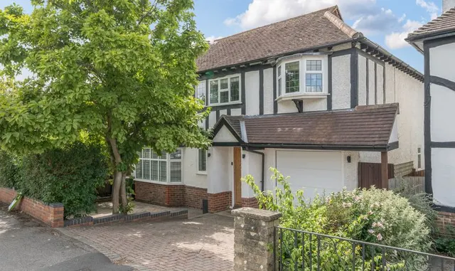 Whitehorse Drive, Epsom, KT18, photo 1