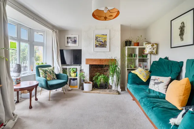 Photo 2 — Humphreys End, Randwick, GL6