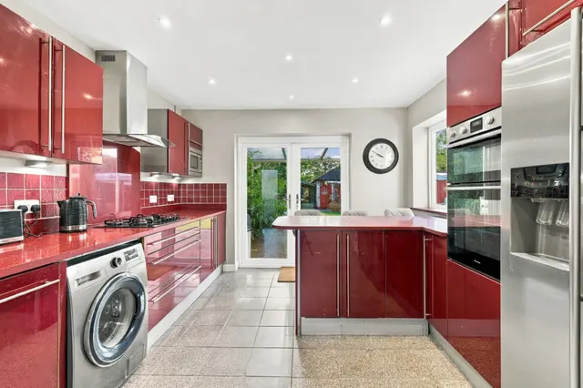 Coleridge Road, Romford, RM3, photo 3