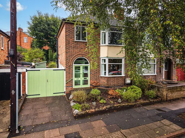 Westcotes Drive, Leicester, LE3, photo 1