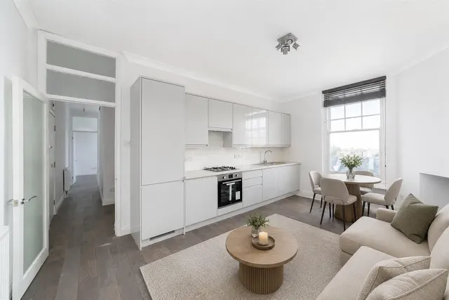 Inglewood Road West Hampstead, London NW6 1QX, photo 1