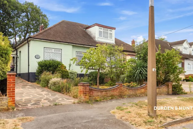 Hambro Avenue, Rayleigh, SS6, photo 1
