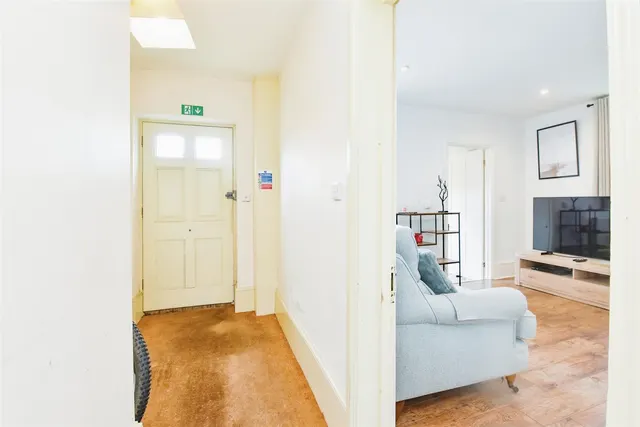Old Road, Chippenham, SN15, photo 1