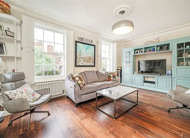 Photo 3 — Tachbrook Street, Westminster, SW1V