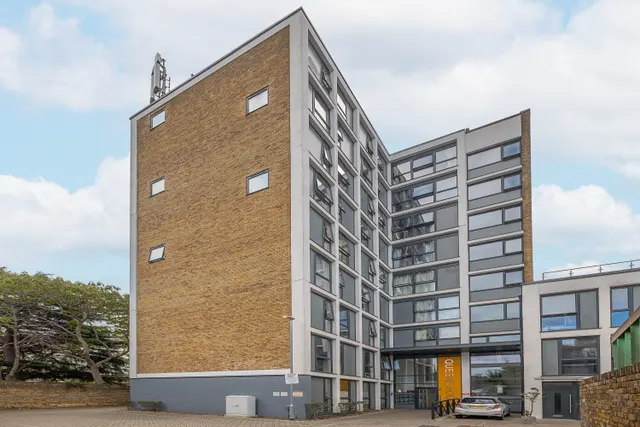 Holly Road, Twickenham, TW1, photo 1