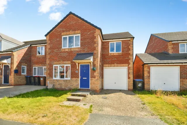 Kingsbridge Crescent, Middlesbrough, TS5, photo 1