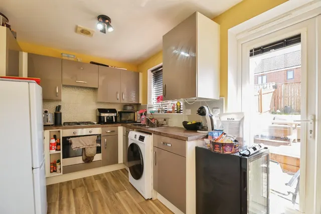 Kingsbridge Crescent, Middlesbrough, TS5, photo 2
