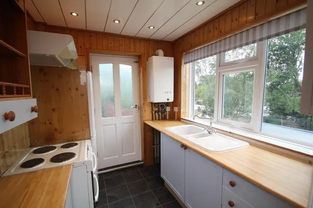 The Close, East Keswick, LS17, photo 3