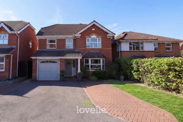 Newmarch Court, Scartho Top, DN33, photo 1