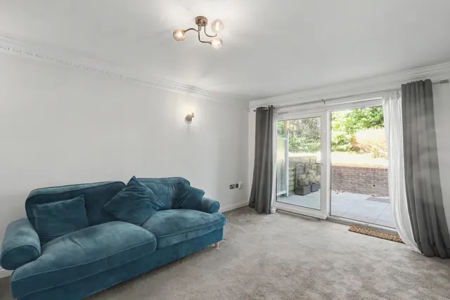 Photo 3 — Park Court, Bournemouth Road