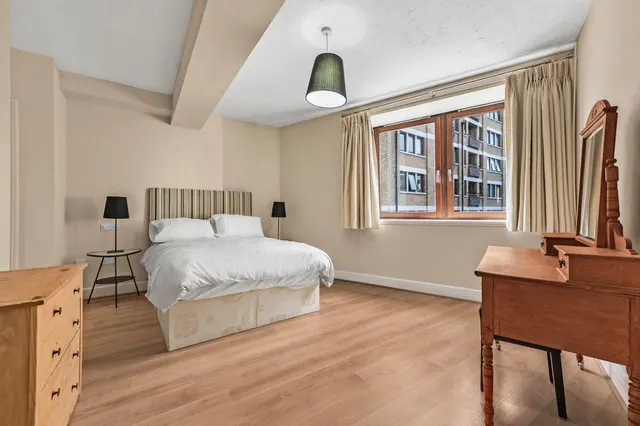 Wapping High Street, London, E1W, photo 1