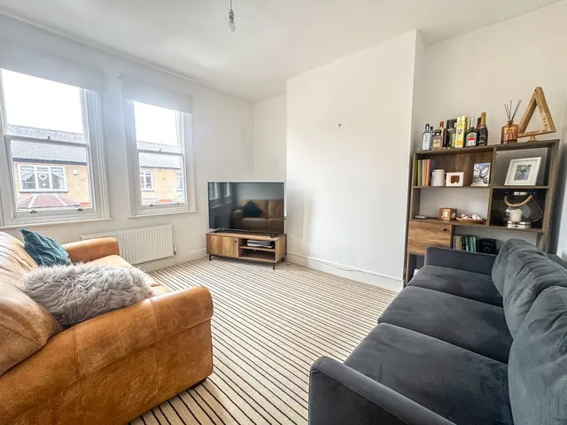 Leven Street, Saltburn-by-the-Sea, TS12, photo 2