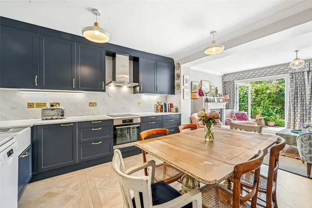 Photo 3 — Coningham Road, London, W12
