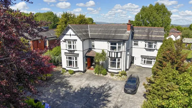 Ringley Road, Whitefield, photo 1