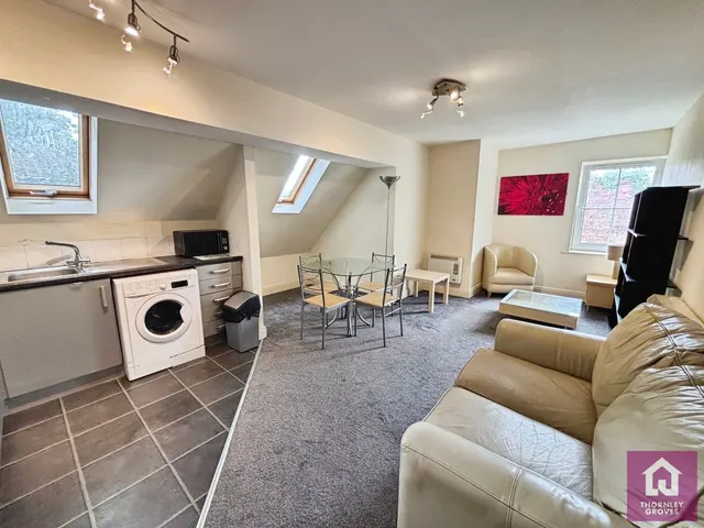 Whalley Road, Whalley Range, M16, photo 2