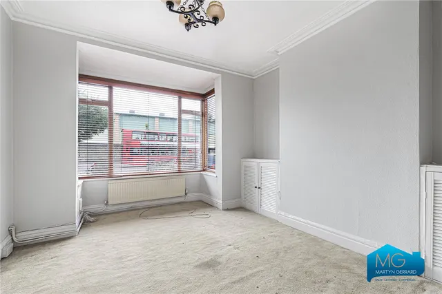 Woodhouse Road, North Finchley, N12, photo 3
