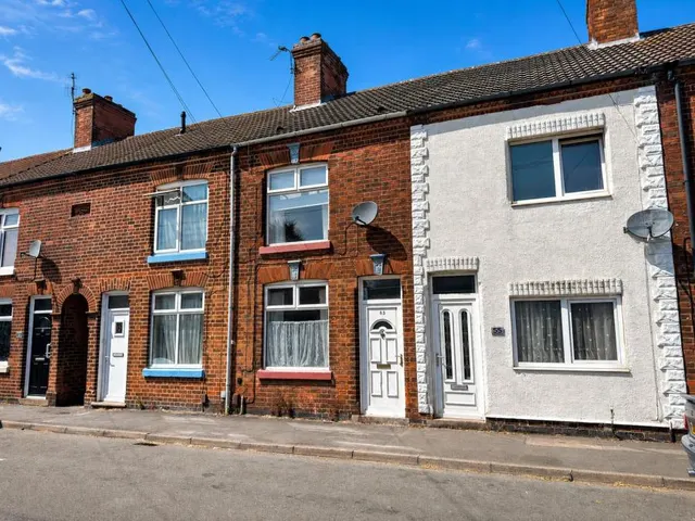 Waterworks Road, Coalville, LE67, photo 1