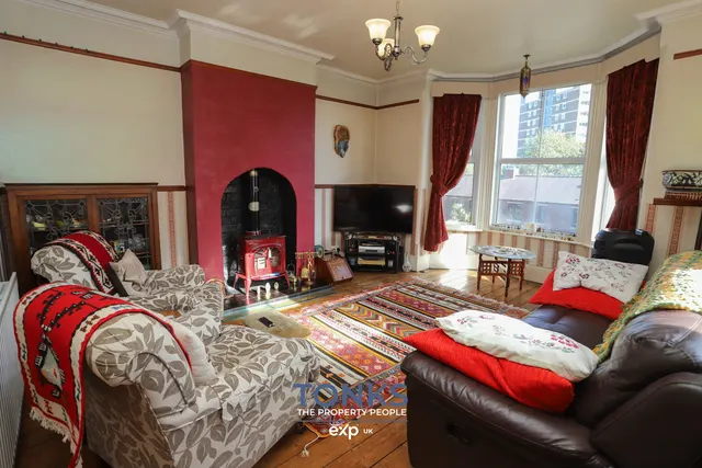 Church Hill, Brierley Hill, DY5, photo 2