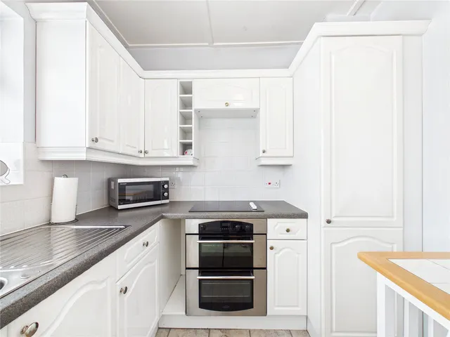 The Crescent, Little Leighs, CM3, photo 2