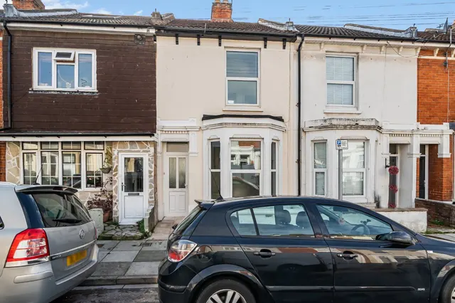 Pretoria Road, Southsea, PO4, photo 1