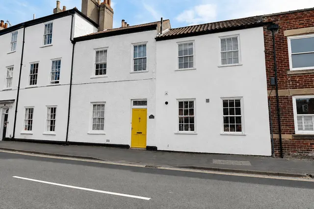 Convent Bigby Street, Brigg, DN20, photo 1