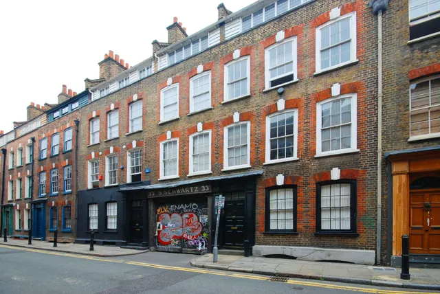 The Stables, 33a Fournier Street, London, photo 1