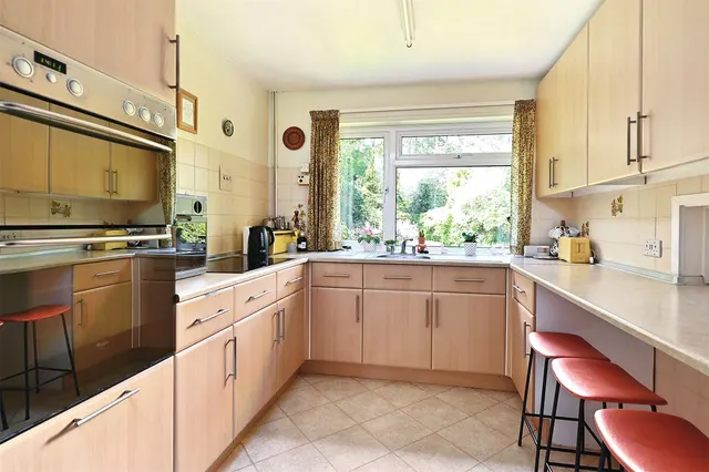 Photo 2 — Dinorben Close, Fleet, Hampshire, GU52 7SL