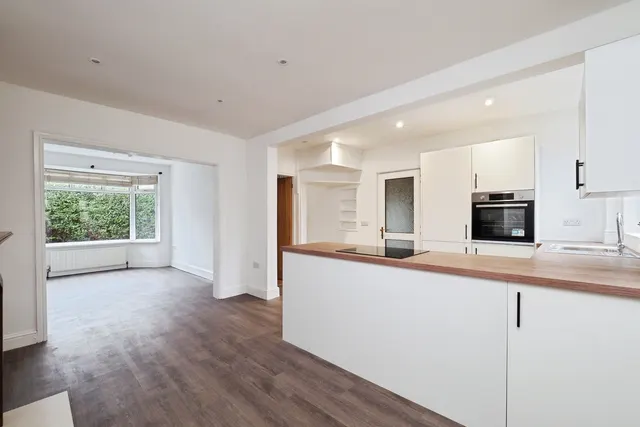 Lilac Crescent, Beeston, Nottingham, Nottinghamshire, NG9, photo 1