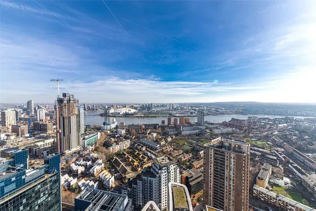 Photo 3 — Arena Tower, London